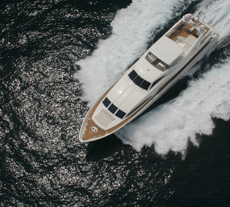 Yacht HELENA, Custom Line (Ferretti Group) | CHARTERWORLD Luxury